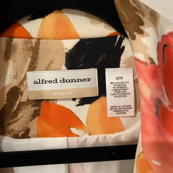 Plus Size Blazer - Picture 2 of 2